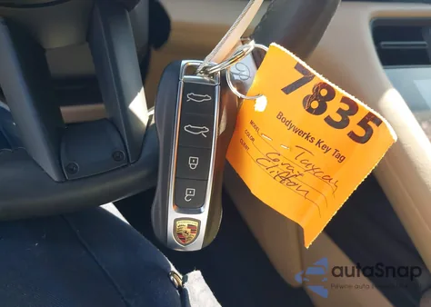 2022 Porsche Taycan z USA, uszkodzony, nr VIN WP0AA2Y11NSA15664